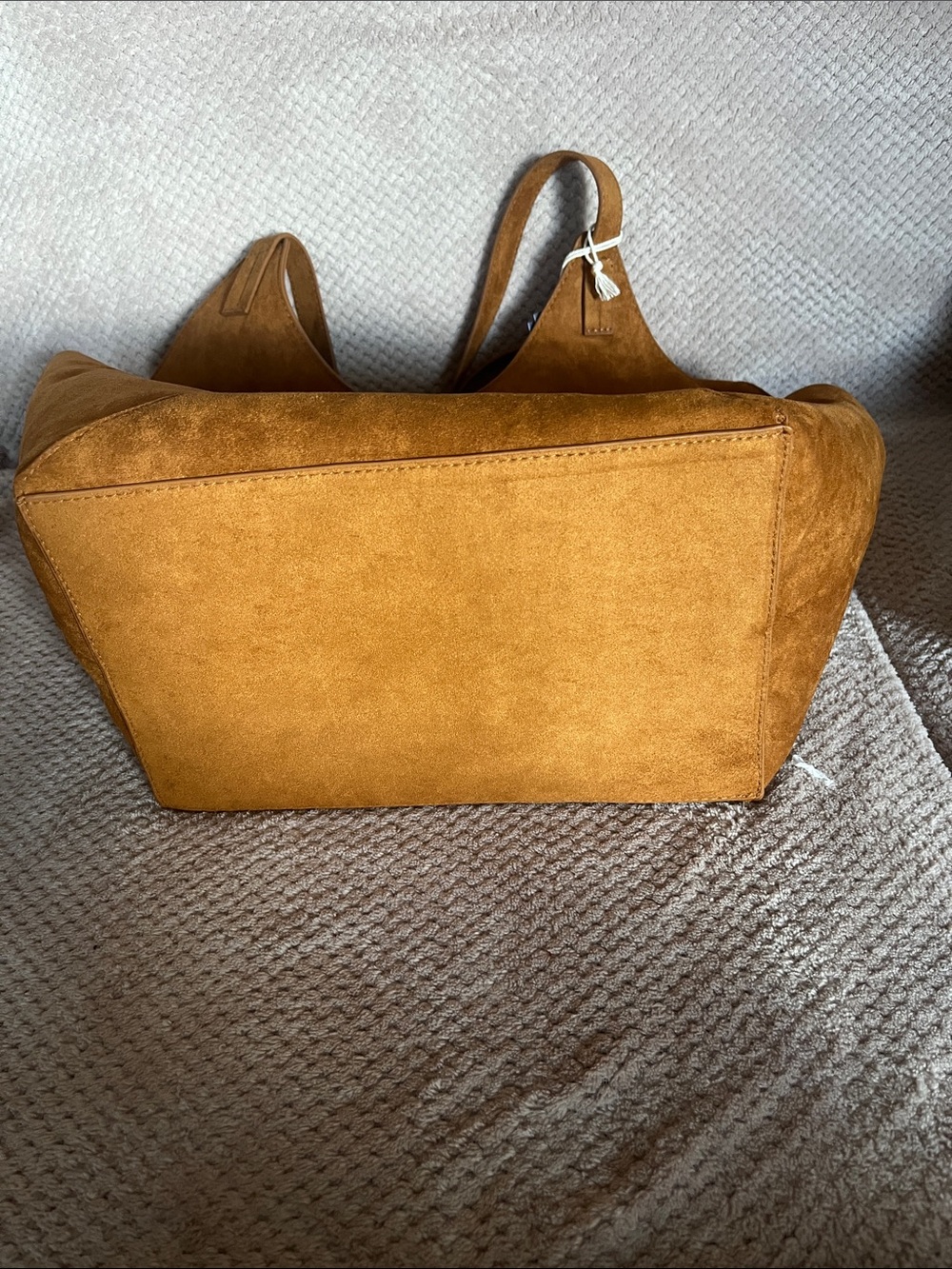 Universal Thread Suede Tote in Camel - Picture 6 of 8